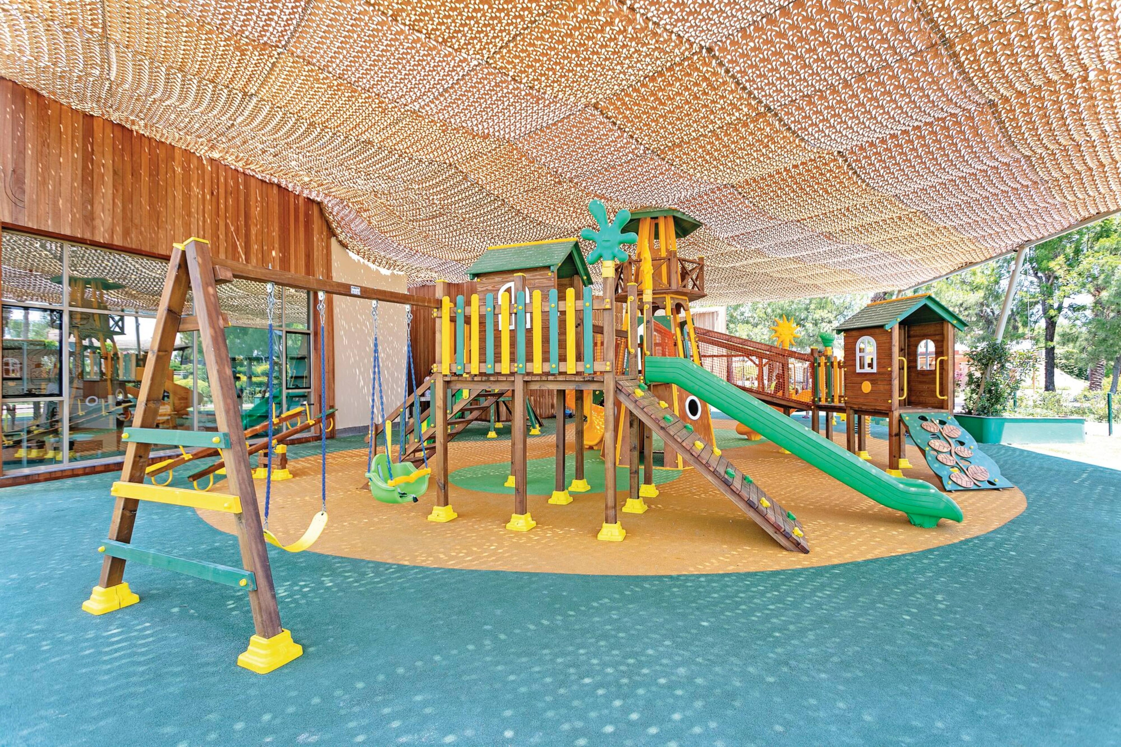 Titanic Deluxe Lara All Inclusive